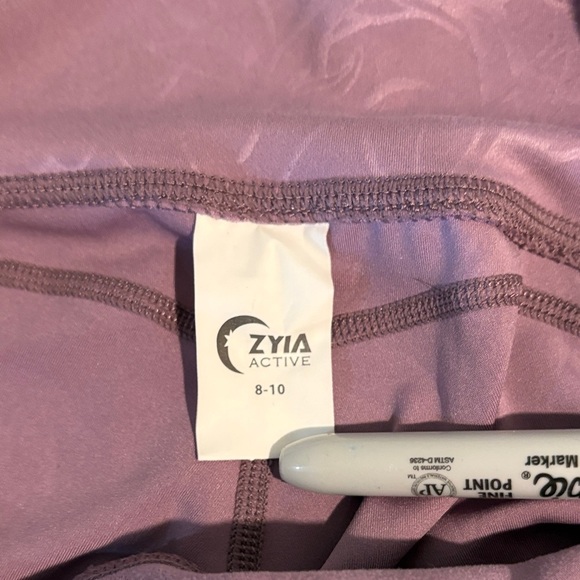 ZYIA Lavender Active Leggings - Picture 3 of 8